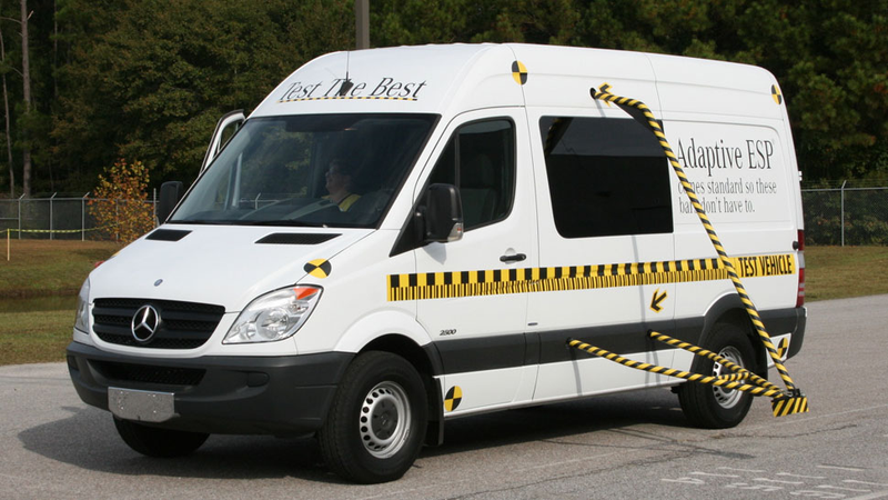 Illustration for article titled The 2015 Mercedes Sprinter Is An Erotically Practical Box On Wheels